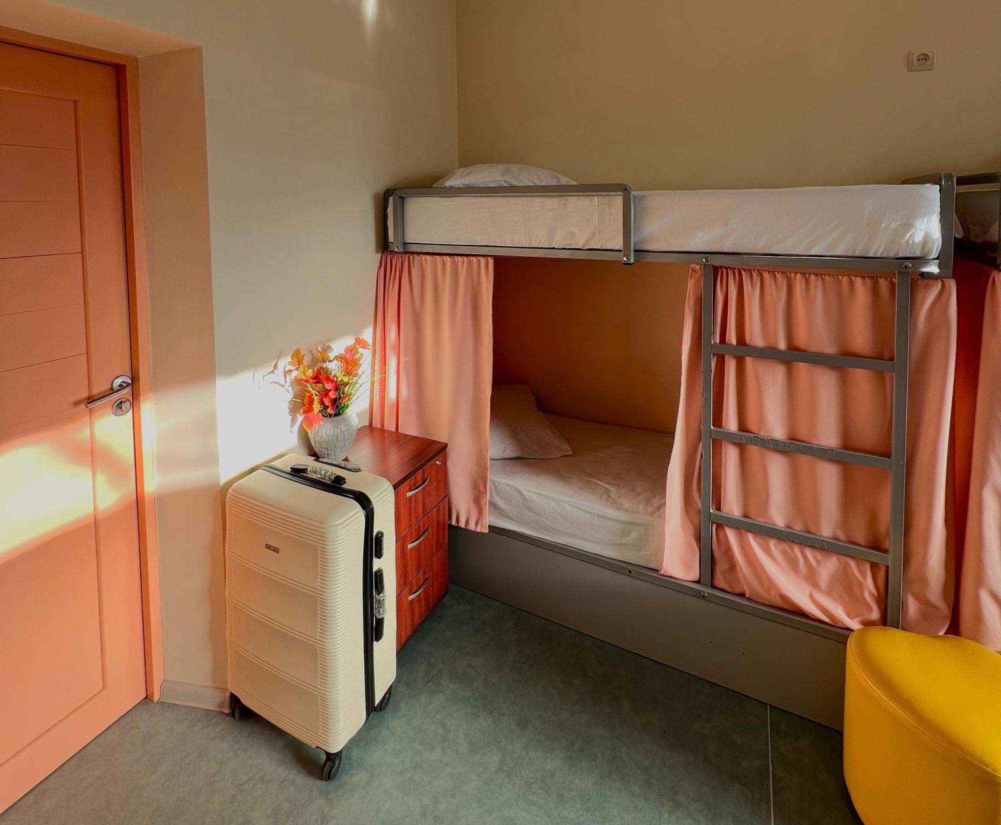 Demeevsky Hostel เคียฟ ภายนอก รูปภาพ